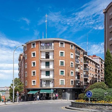 バサウリApartamento Coqueto Gran Bilbaoアパートメント エクステリア 写真